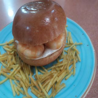 Brioche de langostinos