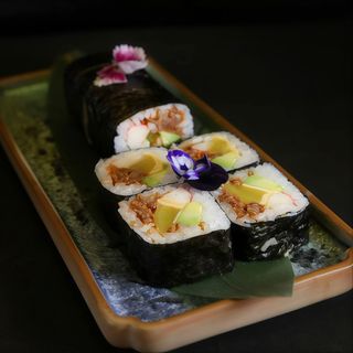 Kimbap Beef Futomaki (8 Pzs.)