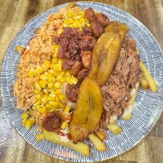 Salchipapas especial