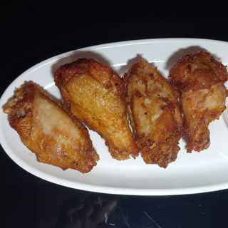11- Alitas De Pollo Fritas (4 Uds.)