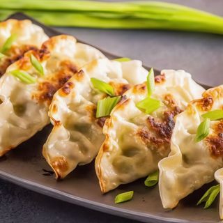 Gyozas (6 uds.)