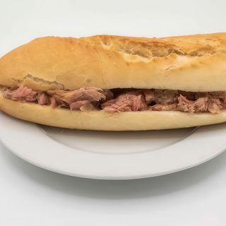 Bocadillo de atún