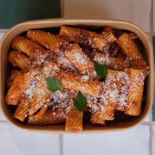 Macarrones a la Boloñesa · 400 g