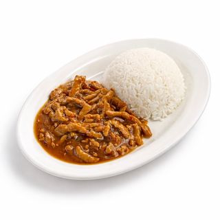 Arroz con tiras de cerdo al estilo yuxiang