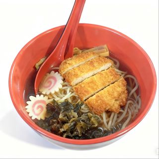 Shoyu ramen con pollo