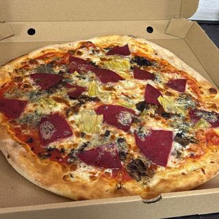 Pizza 4 Estaciones (35 Cm.)