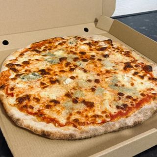 Pizza 4 Quesos (35 Cm.)