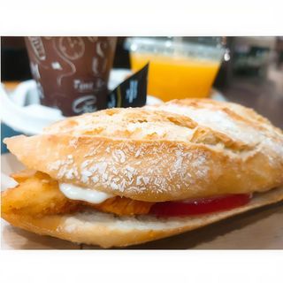 PINCHO POLLO EMPANADO