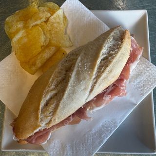 Bocadillo Jamón Serrano