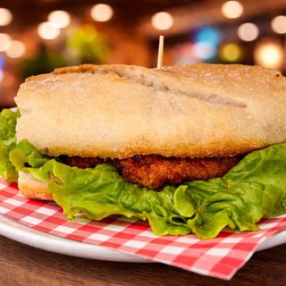 Pincho Clásico de Pollo recién hecho