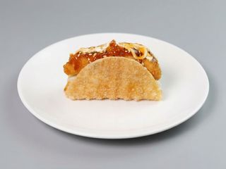 Tako de pollo frito