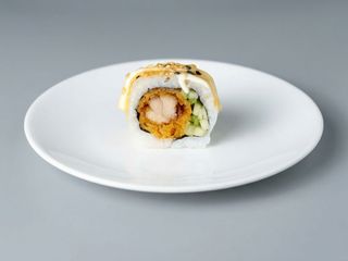 Uramaki pato roll