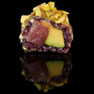 Uramaki pisutachio maguro roll (4pzs)