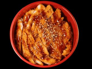 Arroz de pollo frito al teriyaki