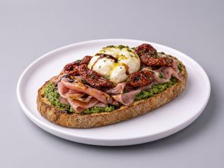 Tostada Parma & Buratta