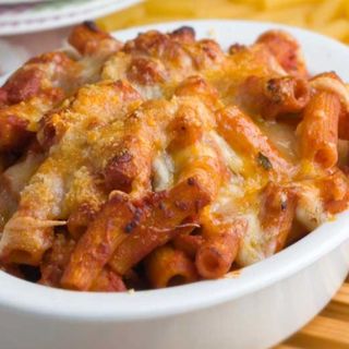 Macarrones boloñesa gratinados