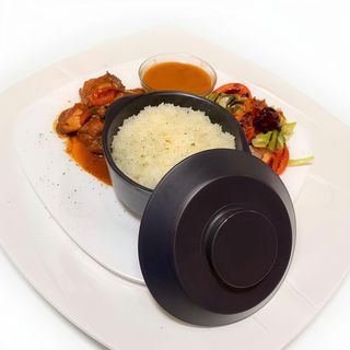 Menú De Cerdo Guisado