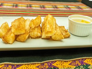 Yuquitas a la huancaina