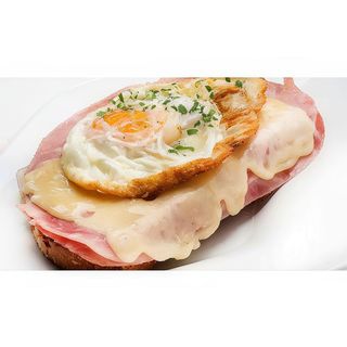 Tosta Mixto Con Huevo