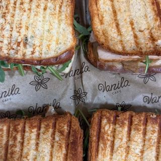 Sándwich brioche