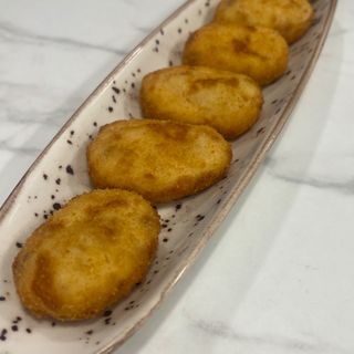 Croqueta de jamón (12 und)