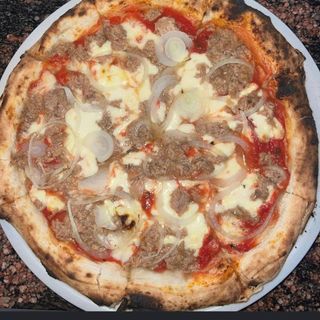 Pizza Tonno e Cipolla