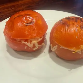 Tomates al horno con queso