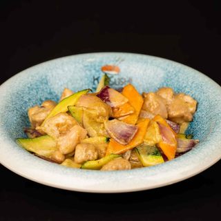 POLLO AL CURRY