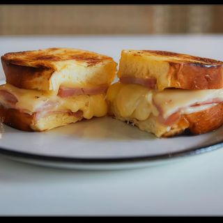 Sándwich york queso