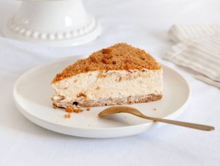 Tarta de turrón blando