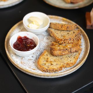 Mermelada y mantequilla