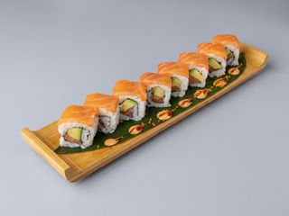 Uramaki De Salmón (8 Uds.)