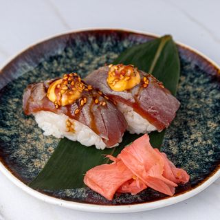 Nigiri de Atún Flambeado con Fua de Pato (2.Ud)