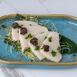 Sashimi de Mantequilla con Trufa