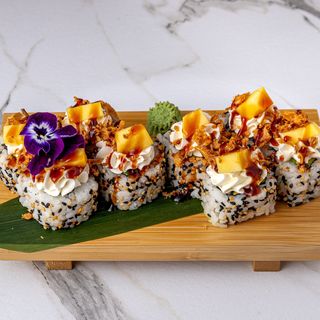 Uramaki de Salmón, Philadelphia y Mango (8.Ud)