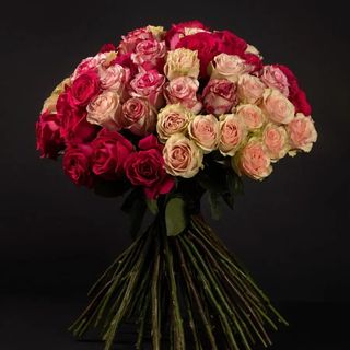 Blush Garden Bouquet 50 tallos