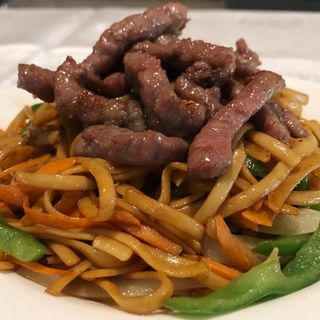 Tallarines Con Ternera