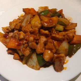 Pollo Con Salsa Picante