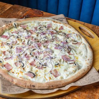 Pizza carbonara