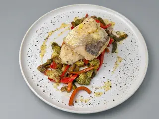 merluza con verduras