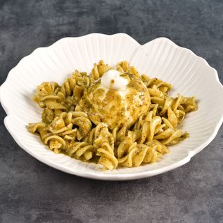 Fusilloni Al Pistacchio E Burrata