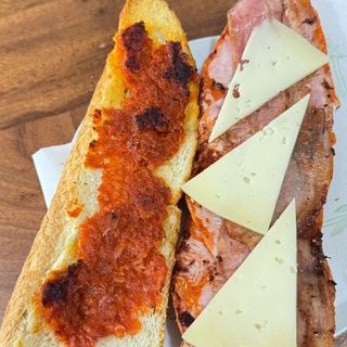 Bocadillo De Pontet (Entero)