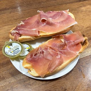 Tostada De Jamón Serrano (Media)