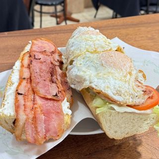 Bocadillo De Chivito (Entero)