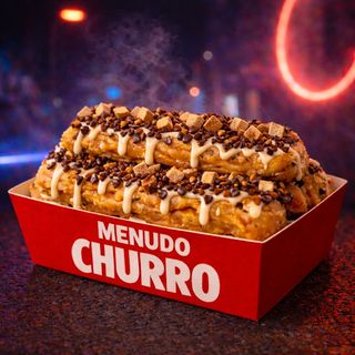 Churros con Salsa Kinder y Kinder Bueno (x6)
