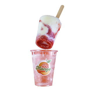 Helado de fresa con crema