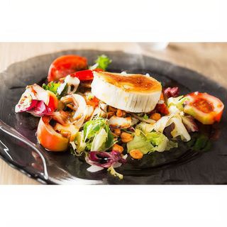Ensalada Queso De Cabra