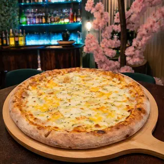 Pizza Cuatro Quesos (23 Cm.)