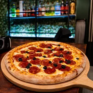 Pizza Ibérica (23 Cm.)