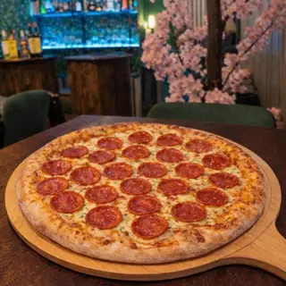 Pizza Pepperoni (33 Cm.)